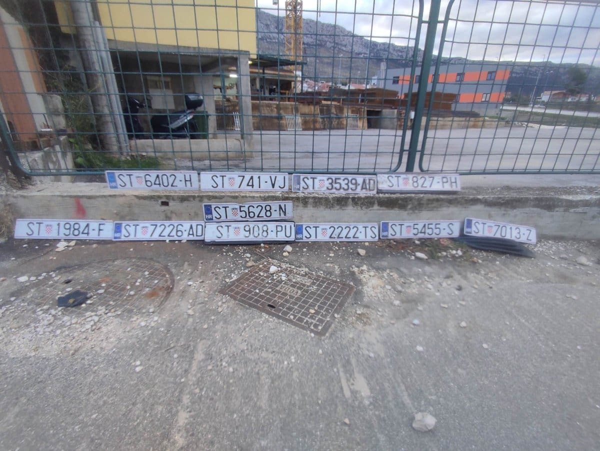 'IZRONILA' NOVA KOLEKCIJA TABLICA Provjerite je li i vaša među njima