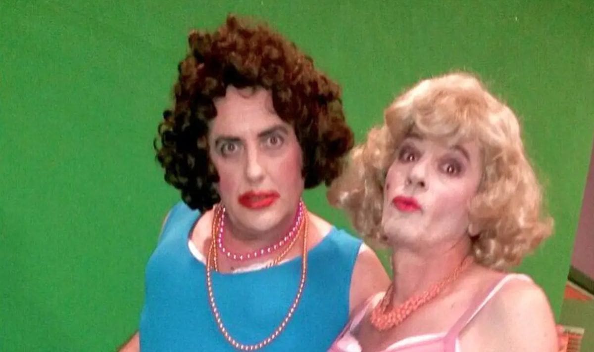 MOŽETE LI PREPOZNATI OVE DVIJE DAME? Dva poznata glumca se maskirala, pratitelji oduševljeni