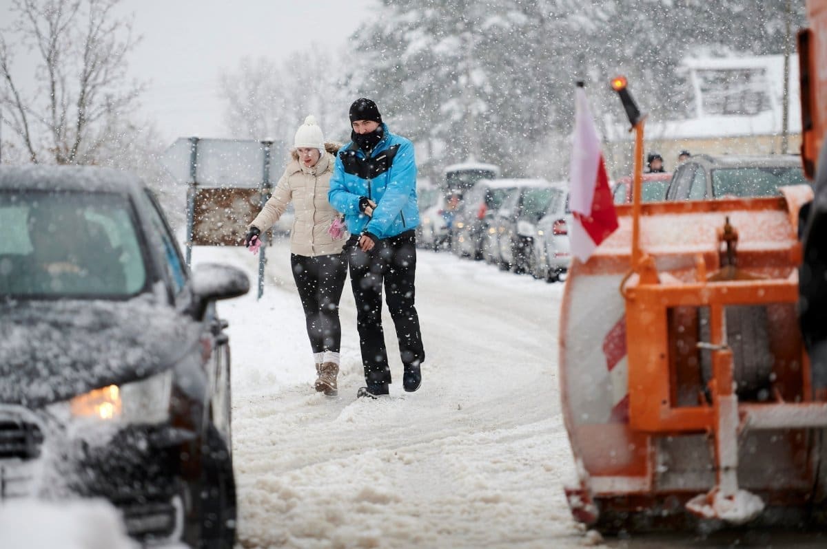 ZIMA SE NE PREDAJE Prvo jugo i kiša, pa nagli pad temperature i bura: Evo gdje će u Dalmaciji pasti obilan snijeg!