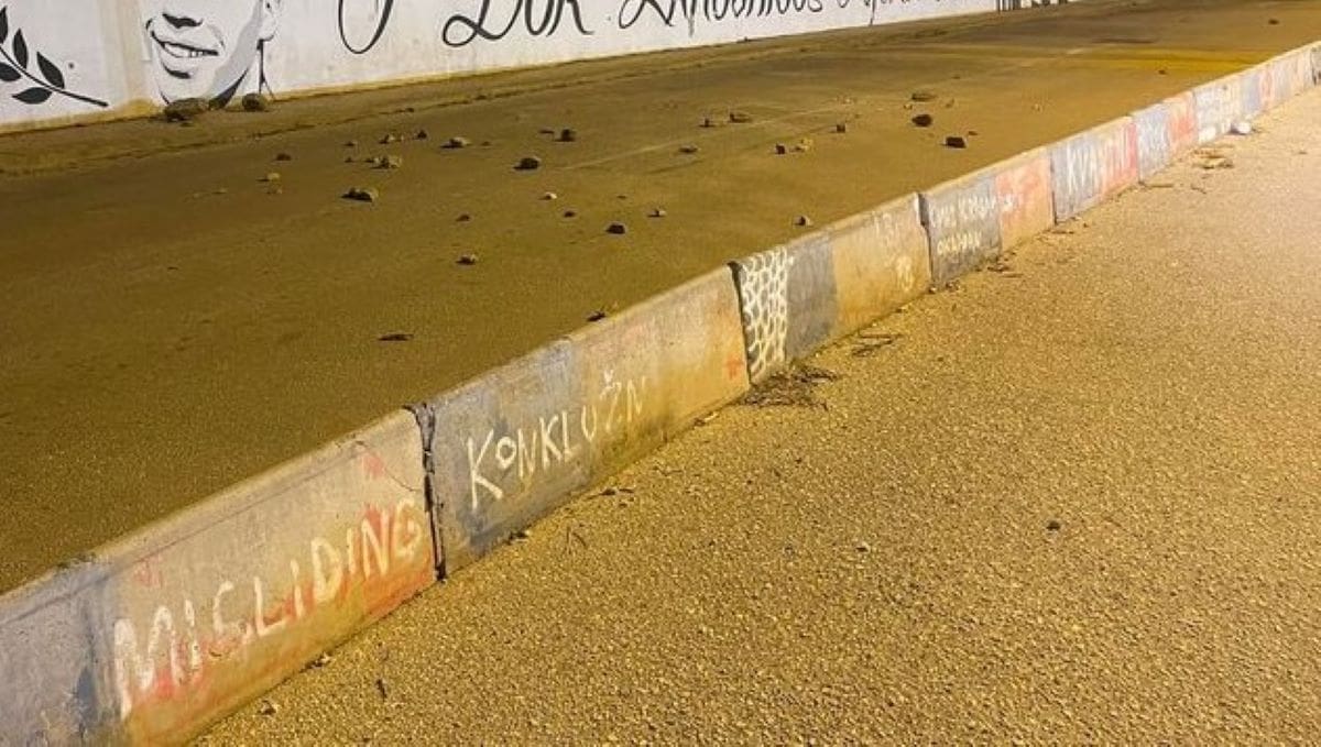 'OPASNOST' NA ISTOKU SPLITA Problemi na cesti, vozite oprezno!