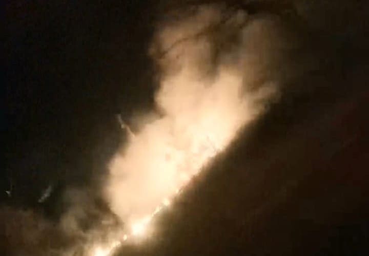 POŽAR U OMIŠKOM ZALEĐU Pogledate prizore vatrene buktinje, vatrogasci je zaustavili