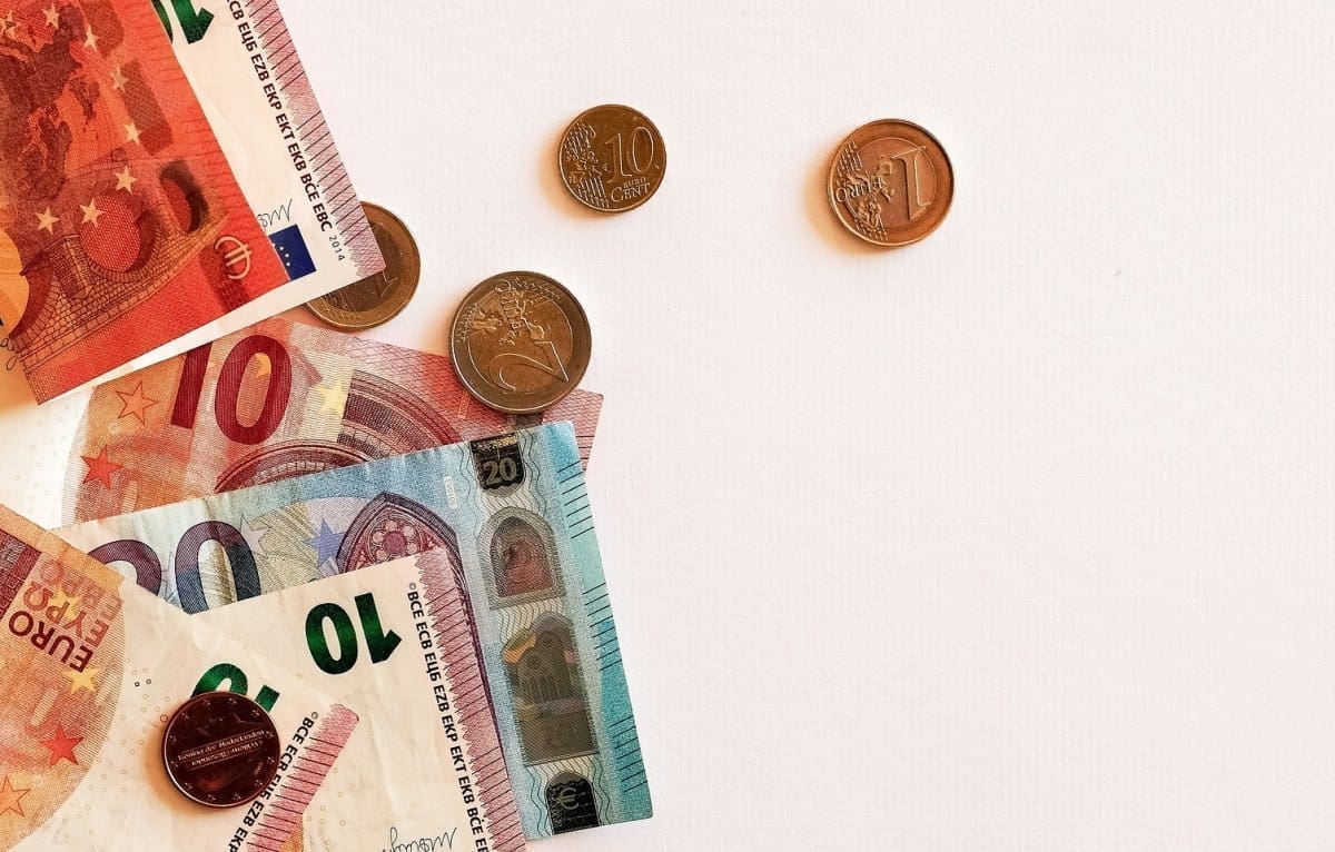 Zašto cijene u supermarketima (gotovo) uvijek završe na 99 centi?