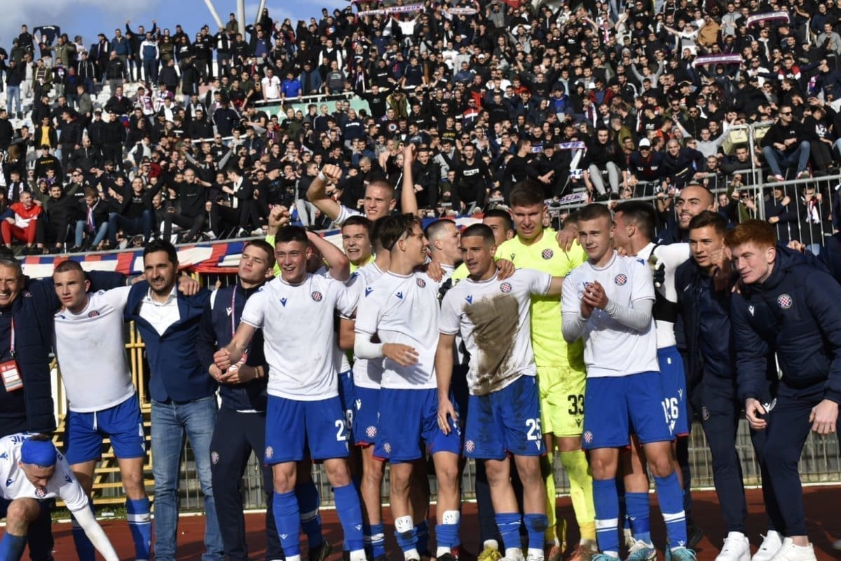 BORUSSIA DORTMUND - HAJDUK U prodaji ulaznice za utakmicu hajdukovih juniora: Šokirat će vas cijena!