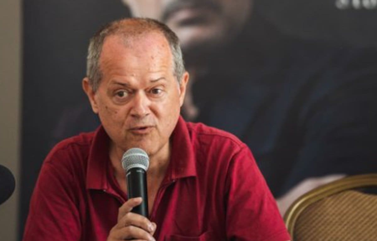 BURNO JE ZBOG KONTEJNERA NA SPINUTU Poznati PR stručnjak iz Splita: "Gradonačelnik nas sad pravi idiotima svojim spin izjavama i dociranjima"