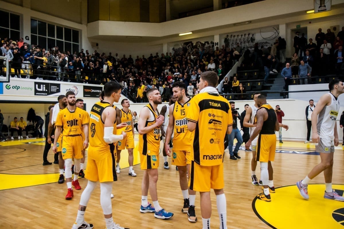 20230304 split partizan ABA 39