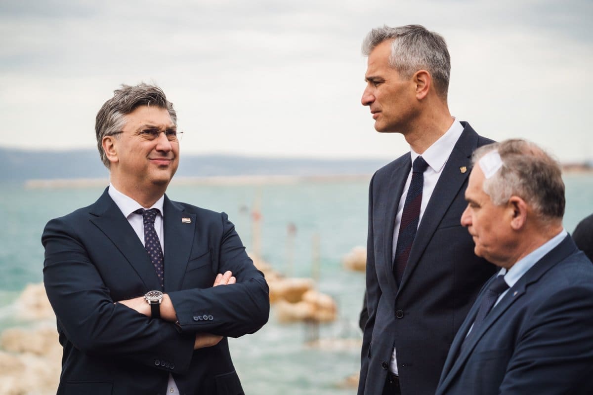 3 9 plenki most omis otvaranje 34