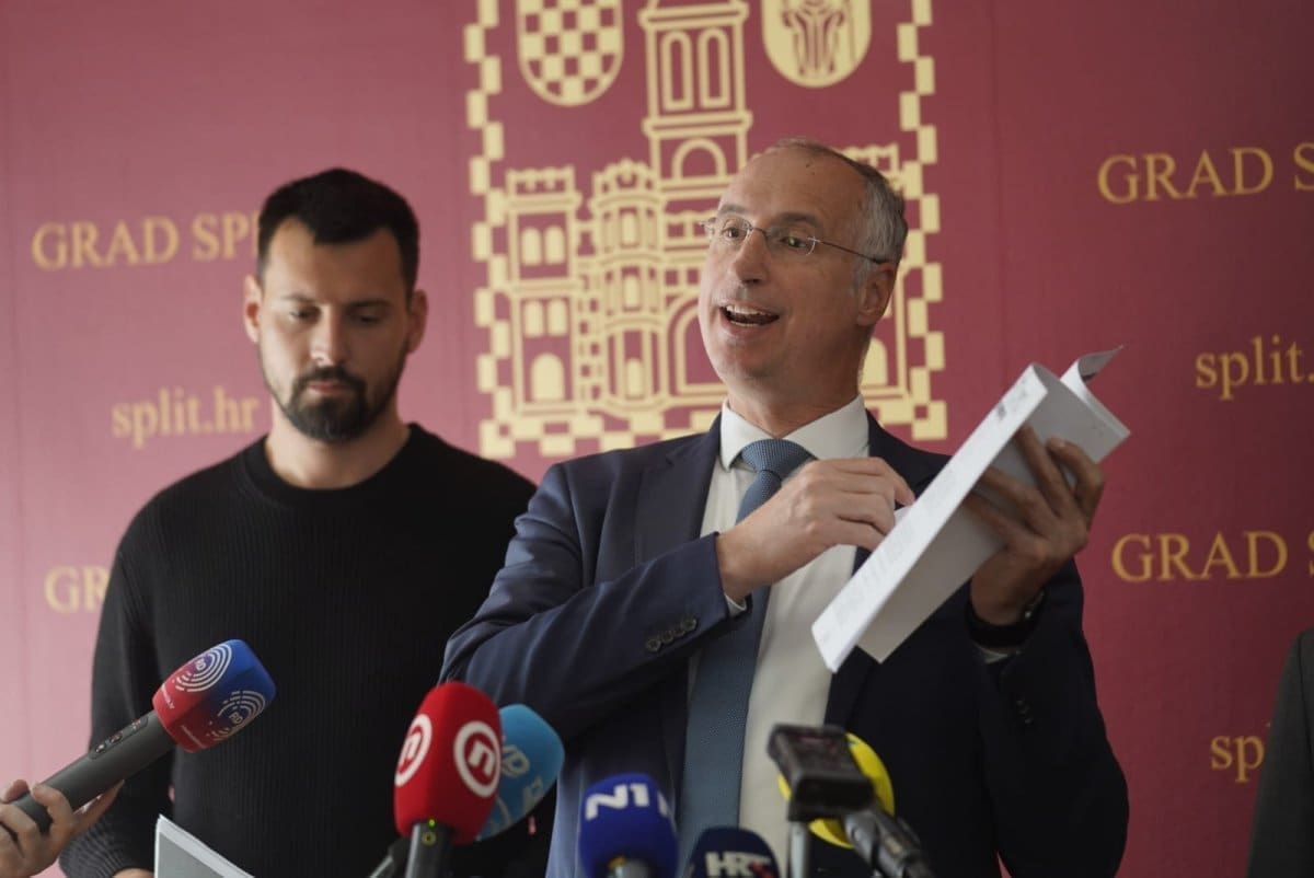 PULJAK JE DOBIO OGROMNU KAZNU "Ovo je tipičan primjer zastrašivanja. Ovime nas žele eliminirati iz političkog života Hrvatske"