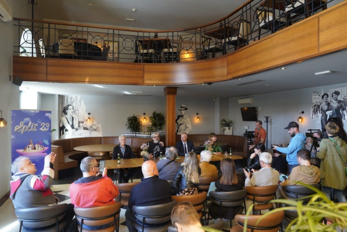 TKO ĆE SVE ZAPJEVATI PRED PUNIM PROKURATIVAMA? Predstavljen program Splitskog festivala 2023.: Potvrđeno da će trajati čak sedam dana, u Split dolaze najveća glazbena imena