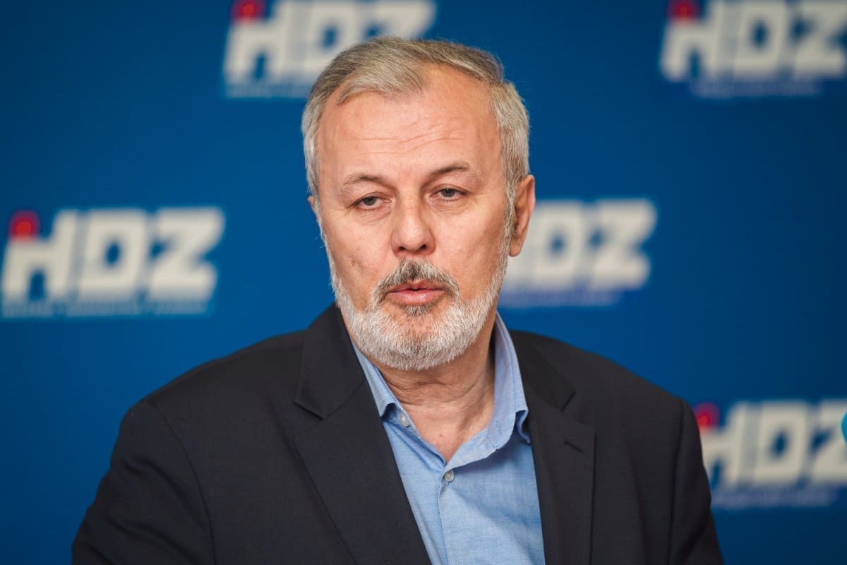 ANTE SANADER: "Izborne jedince neće se krojiti u Slovenskoj ili nekakvim podrumima"