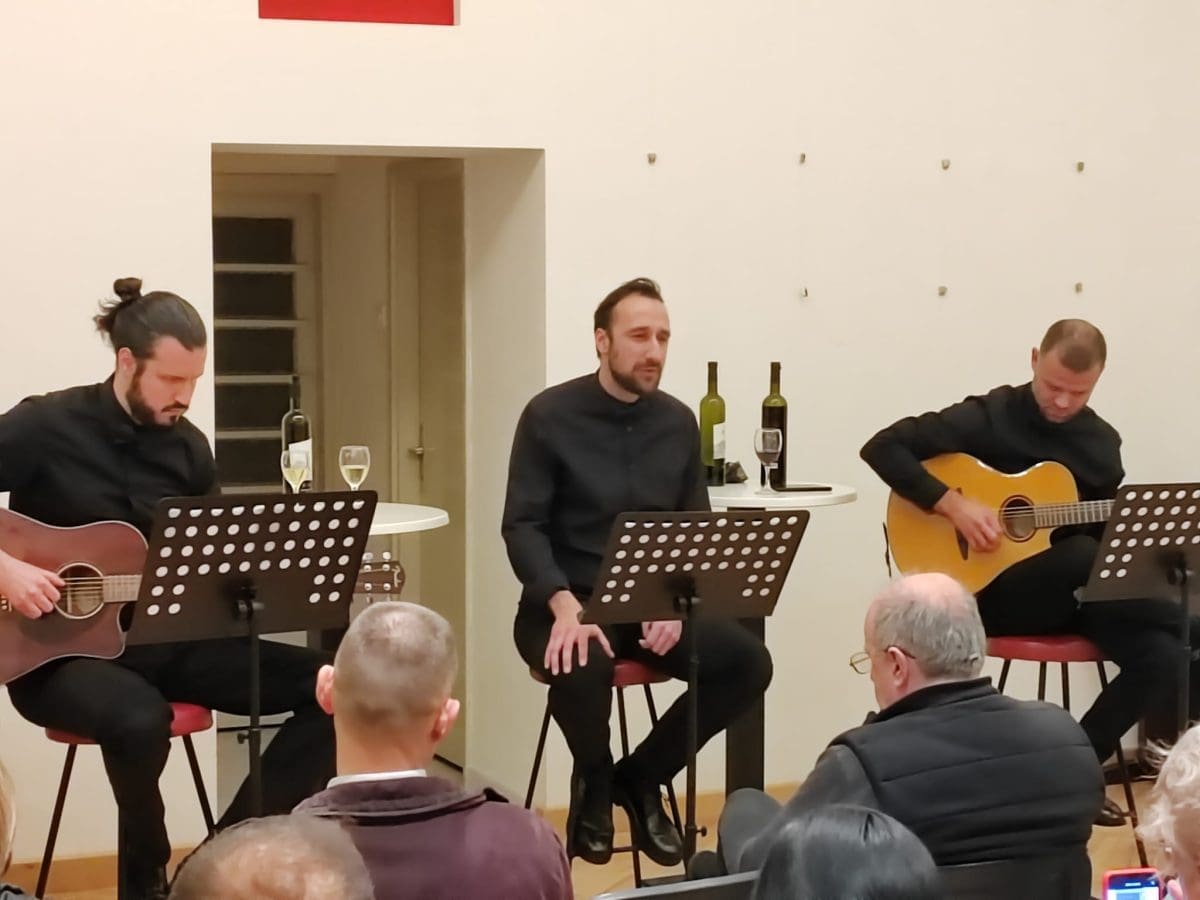 "ČA JE ŽIVOT..." U Blatu održan cabaret u čast Momčila Popadića