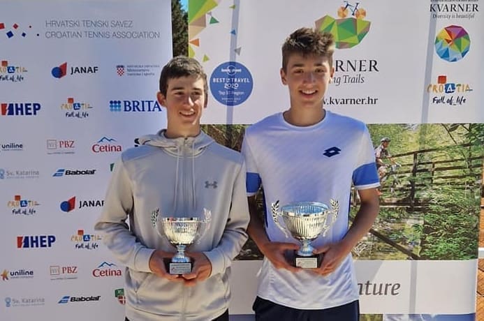 MLADI IVANIŠEVIĆ POMEO KONKURENCIJU Sin kao otac: Došao do dvostruke krune na juniorskom natjecanju