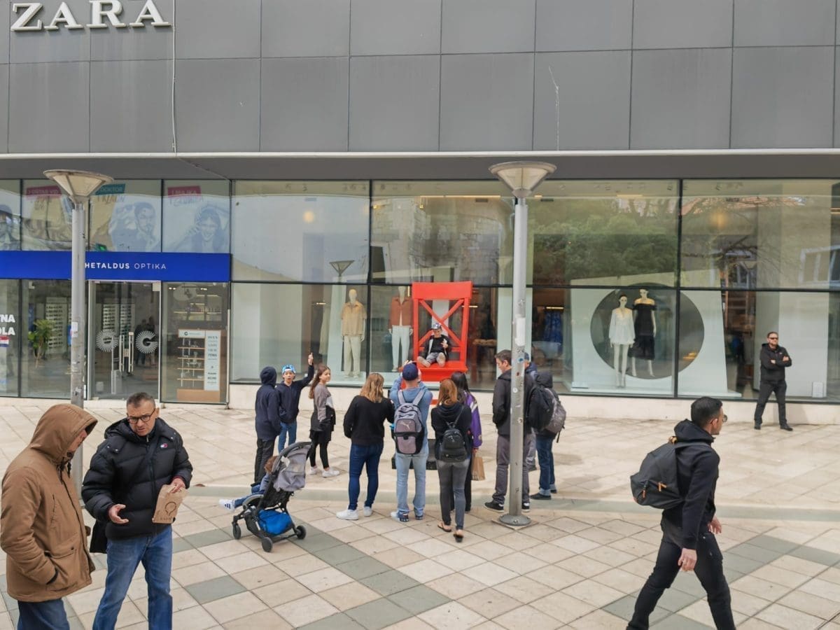 marmontova stolica 2 