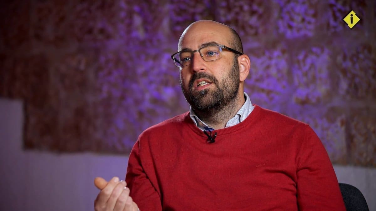 SVEN MARCELIĆ: "Zašto desničari slušaju cajke i zašto neću biti lovac u Potjeri"