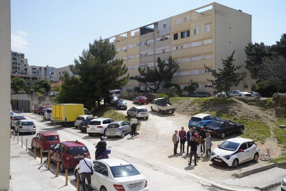 press makadamski put gripe osjecka pilko karlo predsjednik 19 