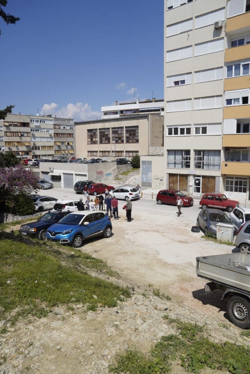 press makadamski put gripe osjecka pilko karlo predsjednik 30