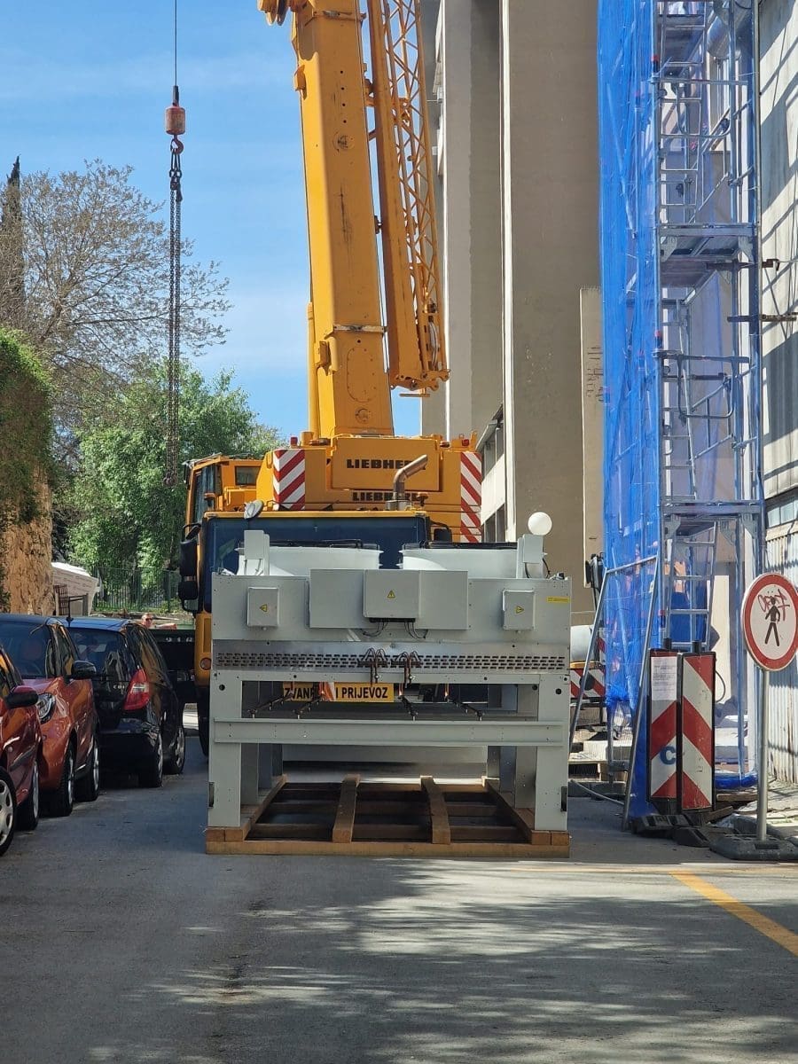 radni stroj kroz smrdecac  2 