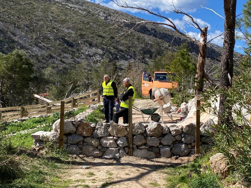 HSLS Split: "Ugrožena vodoopskrba Žrnovnice zbog divljeg investitora!"