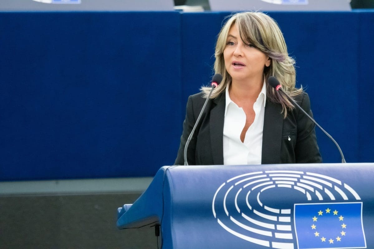 Sunčana Glavak u raspravi o nasilju na internetu: "Nikako nemojmo umanjiti ono elektroničko nasilje. Brže je i lakše"