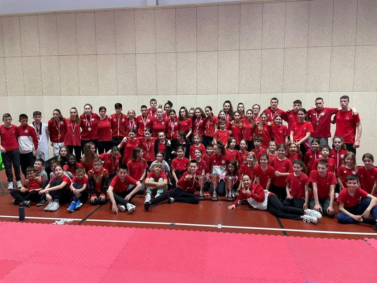 Fantastični članovi taekwondo kluba Marjan osvojili brojne medalje na natjecanjima