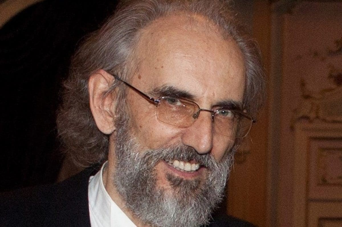 IZNENAĐENJE ZA OMILJENOG SPLITSKOG PROFESORA Organizira se svečani rođendanski koncert povodom dugogodišnjeg umjetničkog i pedagoškog djelovanja maestra Vlade Sunka