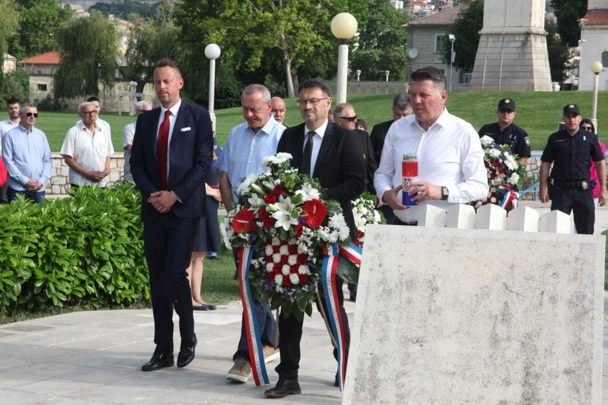 Ninčević uputio čestitku povodom Dana državnosti: Evo što je poručio