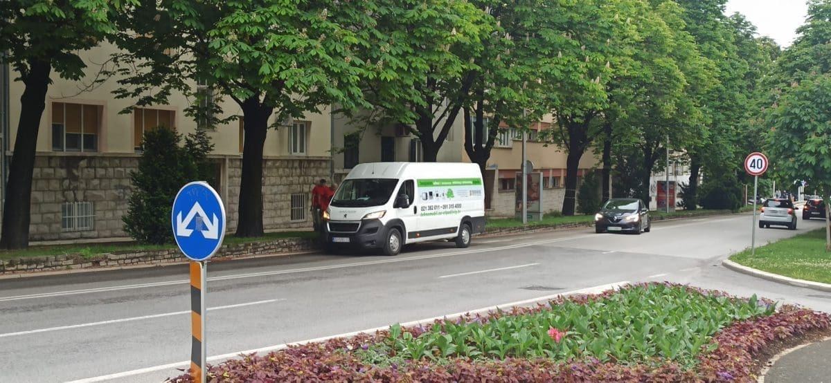 dostavno vozilo automobili 12