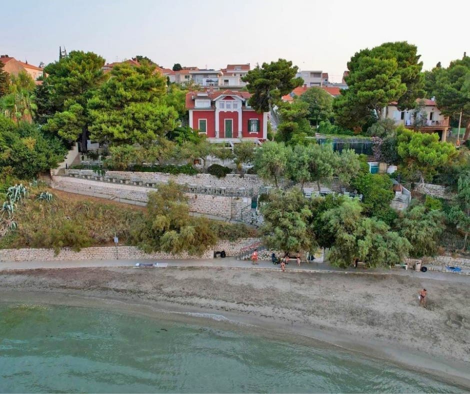 ADIO KAVAMA NA OMILJENOJ SPLITSKOJ LOKACIJI "Jednostavno je postalo nespojivo, ali i tehnički nemoguće biti i restoran i kavana"