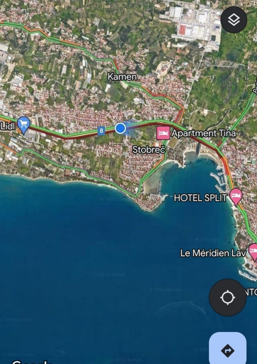 f9e3d3ae 8510 4070 b2fb 17f477516615