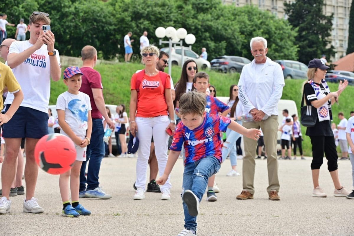 hajduk sibenik poljud navijaci roko 90