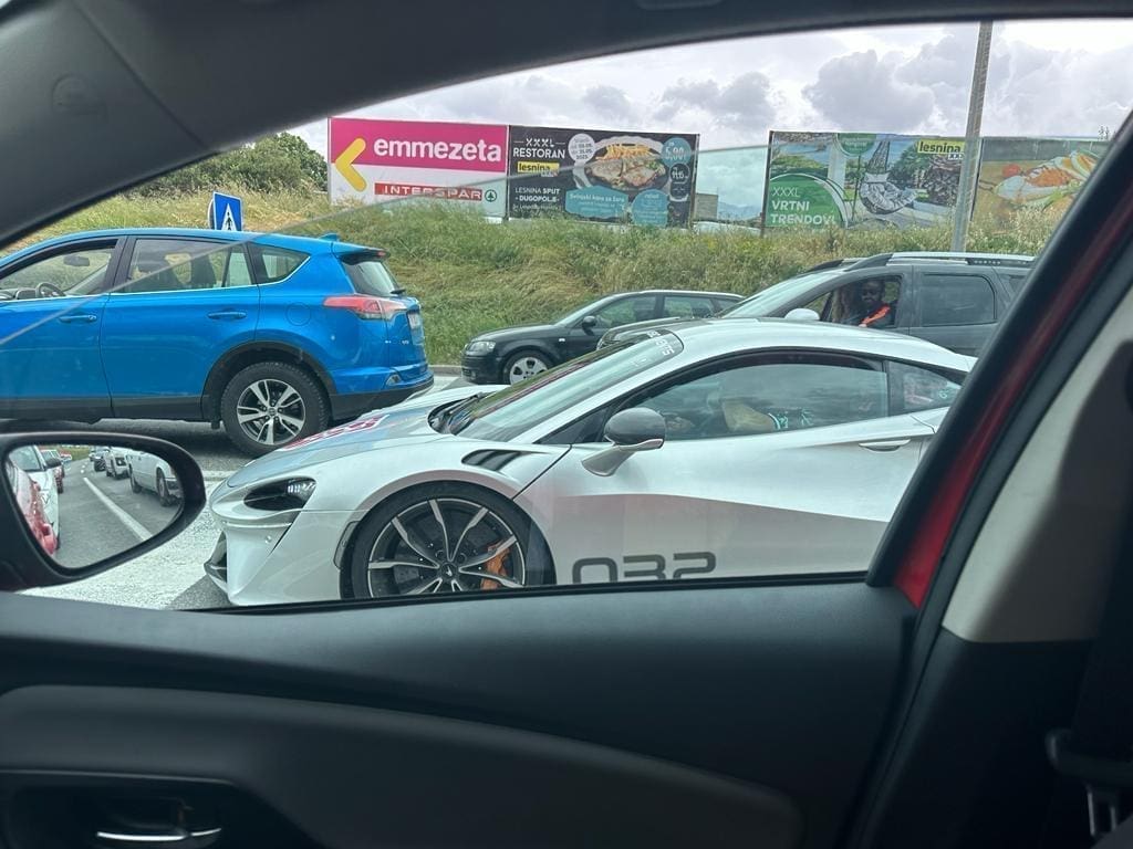 JESTE LI IH VIDJELI? Split ovih dana "preplavile" jurilice. Znate li otkud su se stvorile?