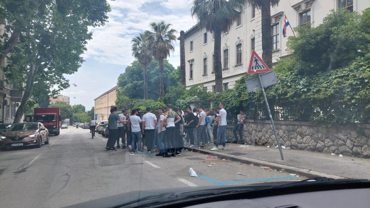 maturanti tehnicka 1 