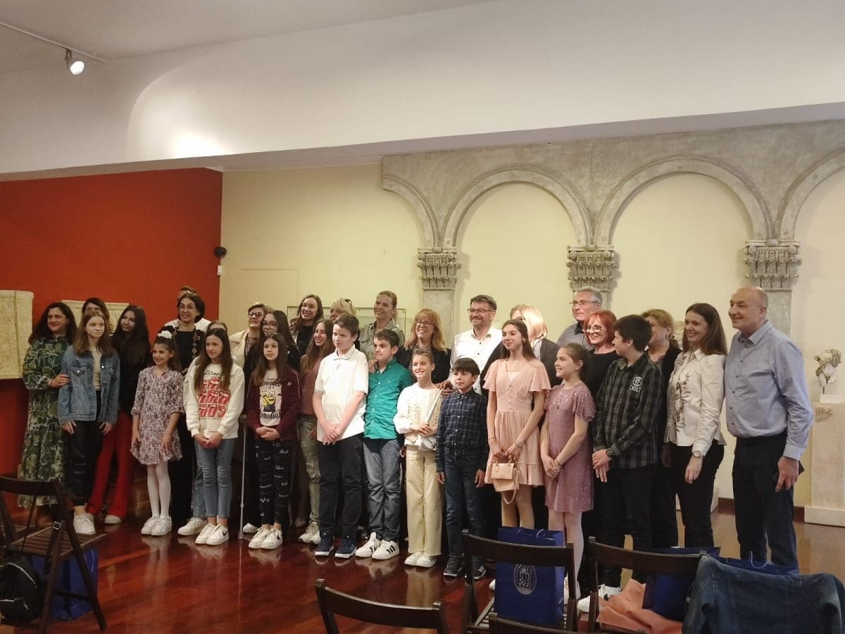 nincevic mazoretkinje glazbenici 26 