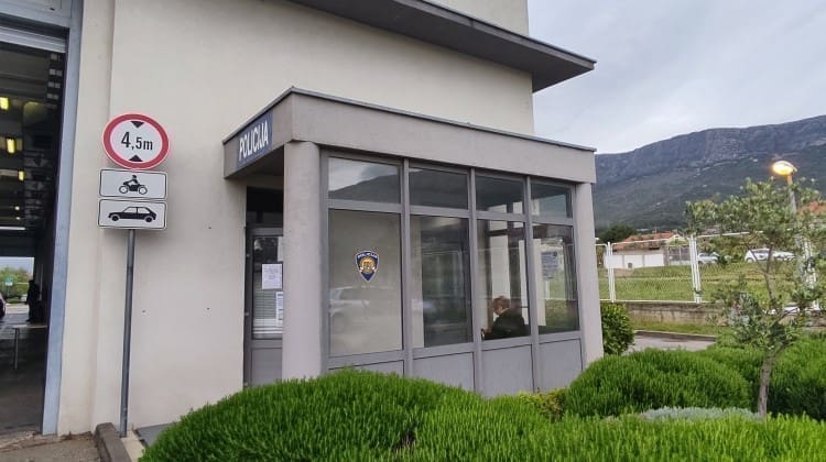 REDOMAT MUP I U PP KAŠTELA Rezervirajte termin za izradu dokumenata putem mobilne aplikacije