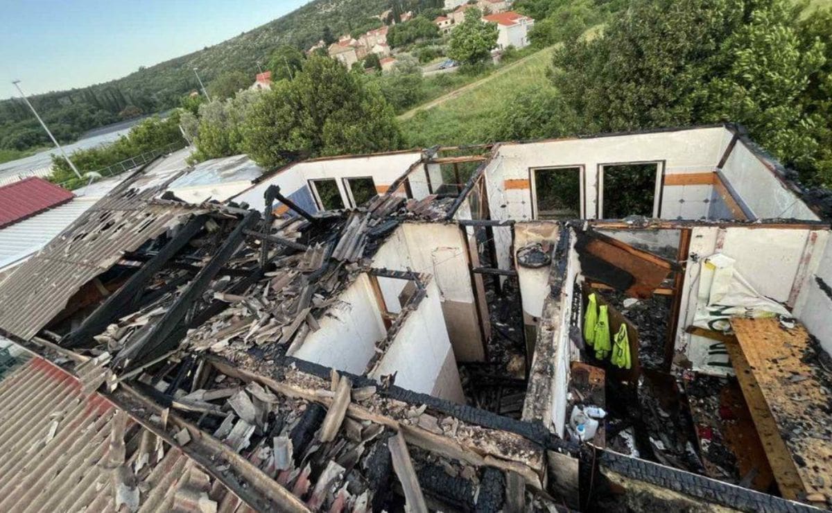 VATRENA BUKTINJA U DALMACIJI Vatra progutala svlačionice nogometnog kluba