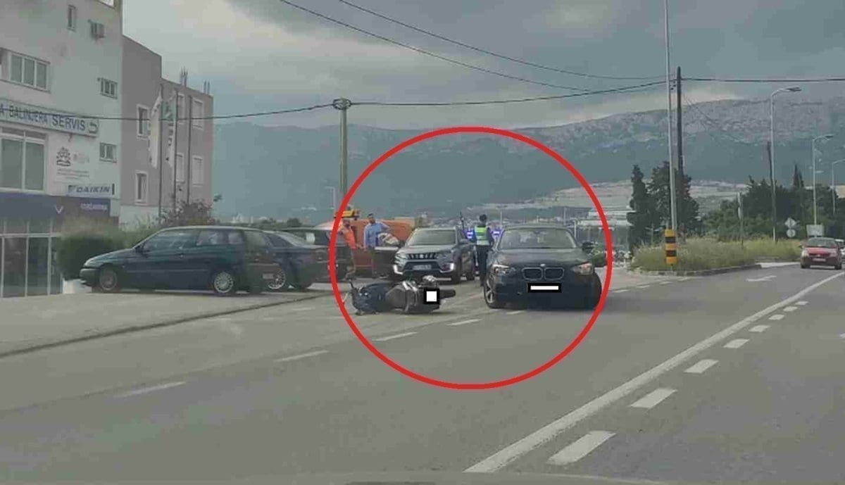 VELIKI APEL IZ SPLITSKE POLICIJE Nova prometna nesreća u Splitu, dvije osobe završile u bolnici: "Puno je nesreća. Molim vozače - budite oprezni!"