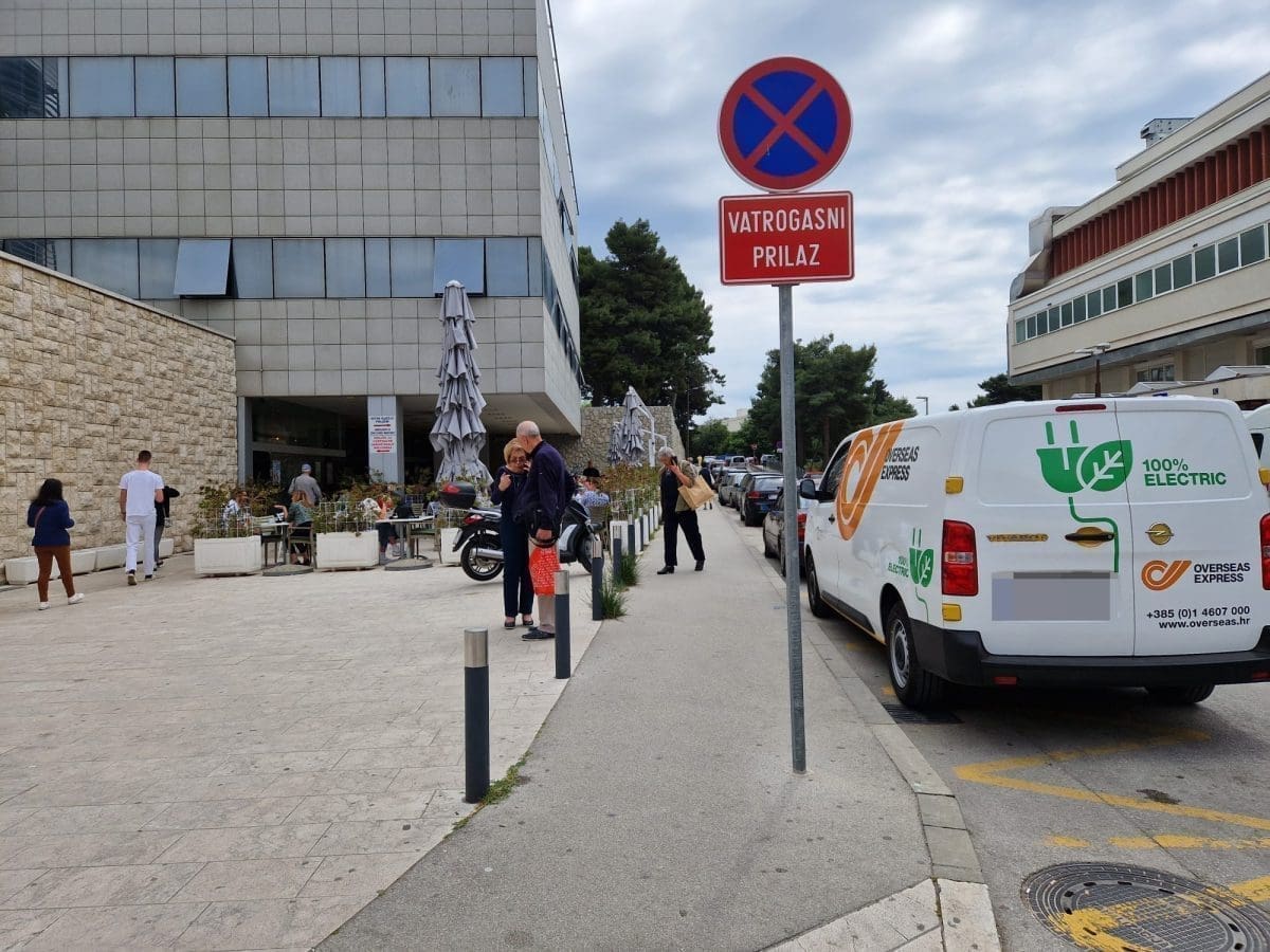split bolnica parkiranje 3 