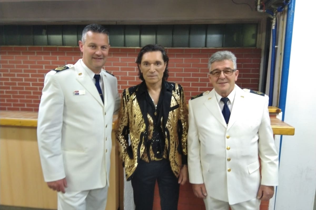 "KAD SE PRIJATELJI RASTAJU" Klapa "Sveti Juraj" - HRM objavila emotivnu poruku povodom smrti dragog im prijatelja Stavrosa