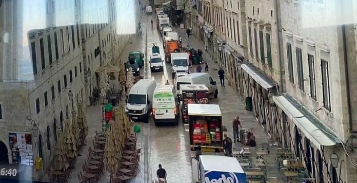 VIDEO Prizor iz srca grada zaprepastio Dubrovčane. Kružile glasine da se radi o staroj snimci, međutim...