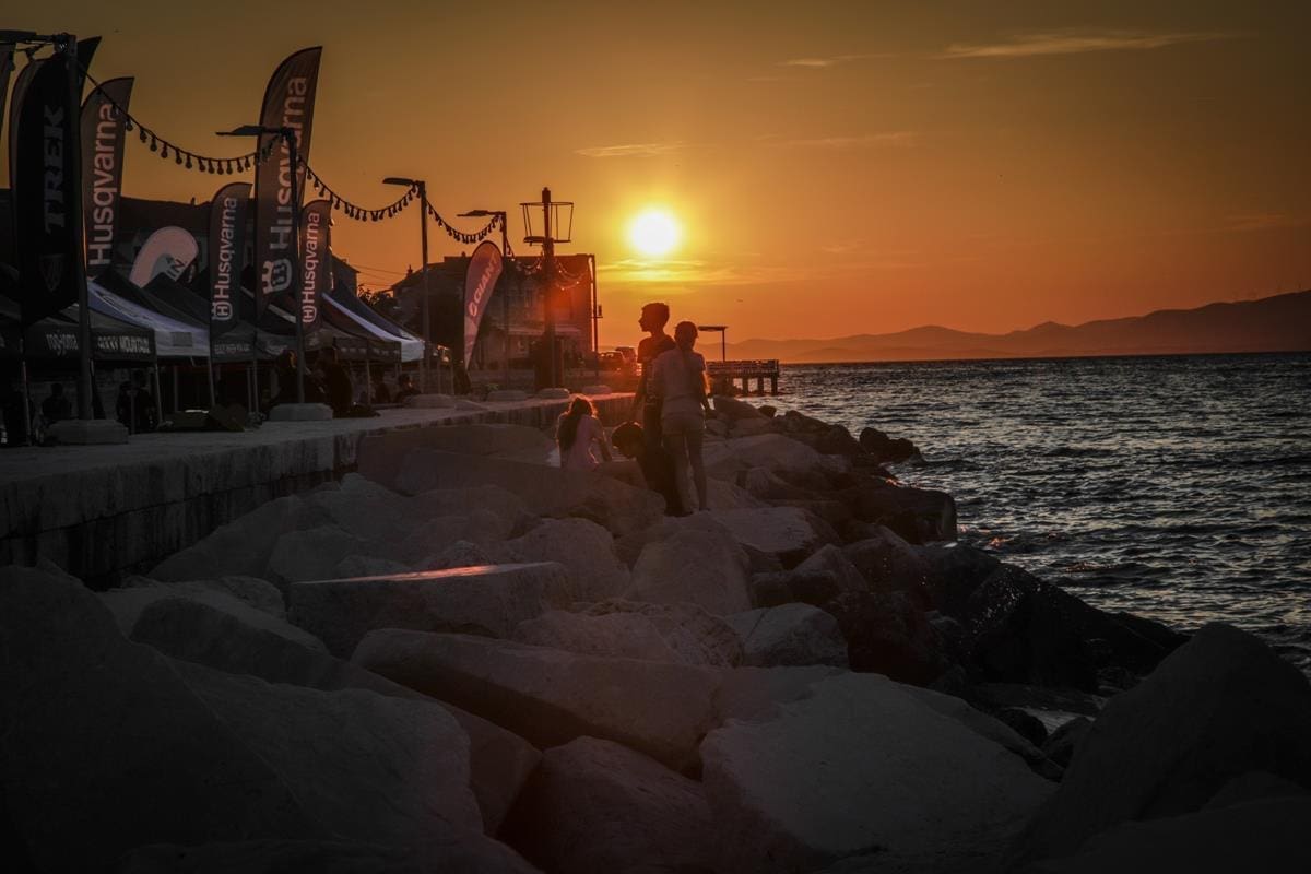 uvati vitar sutivan 12