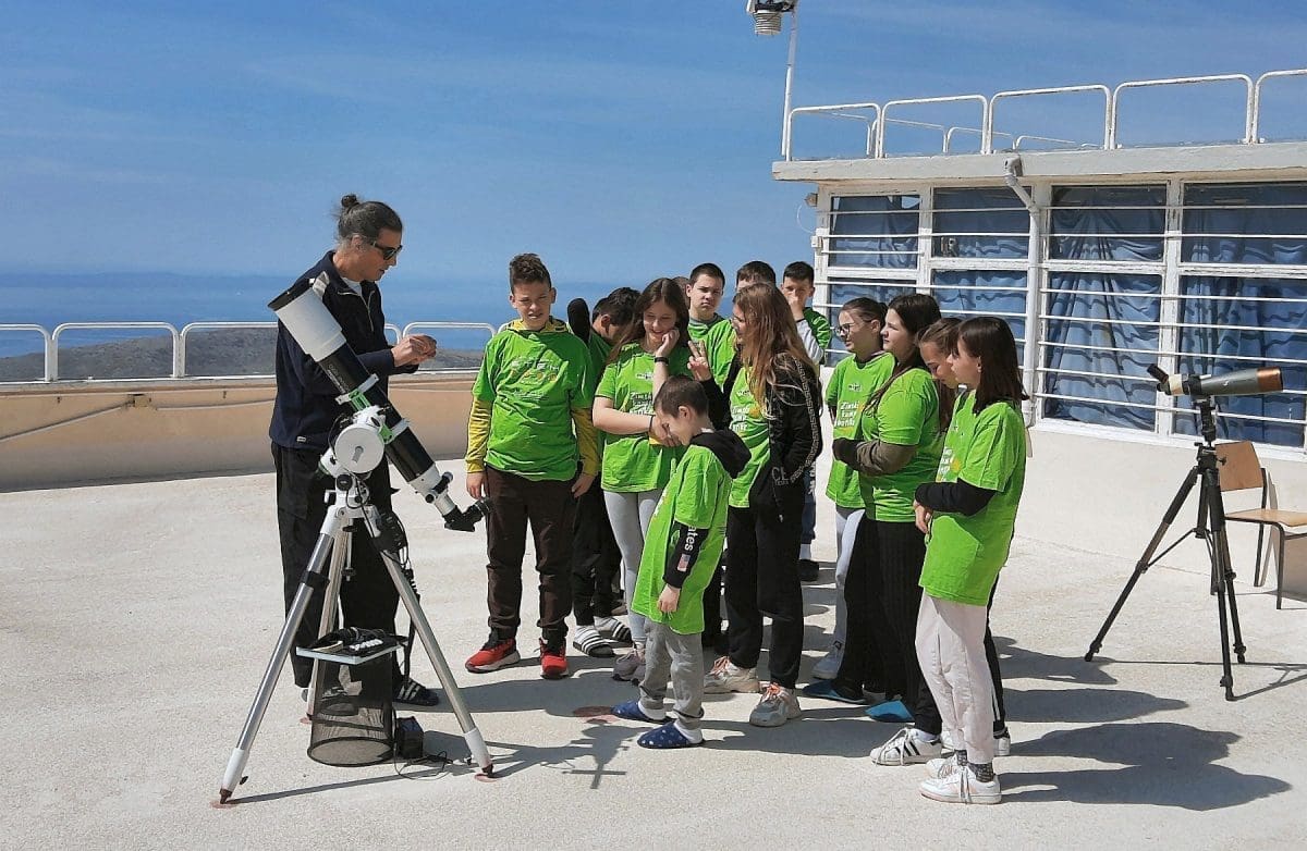 Učenici iz Osječko-baranjske županije na besplatnom ljetnom kampu robotike u Zvjezdanom selu Mosor