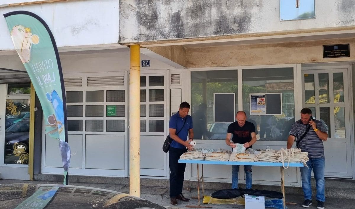 ODVOJI, LAKO JE! Štand Čistoće privukao stanovnike splitskog Kmana