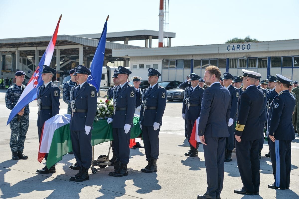 ispracaj madjarski piloti14