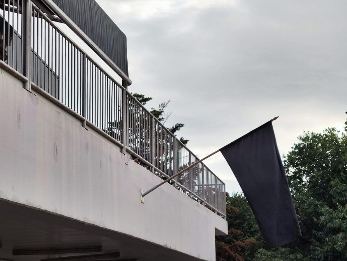 kaufland crna zastava nn naslovnica 2 