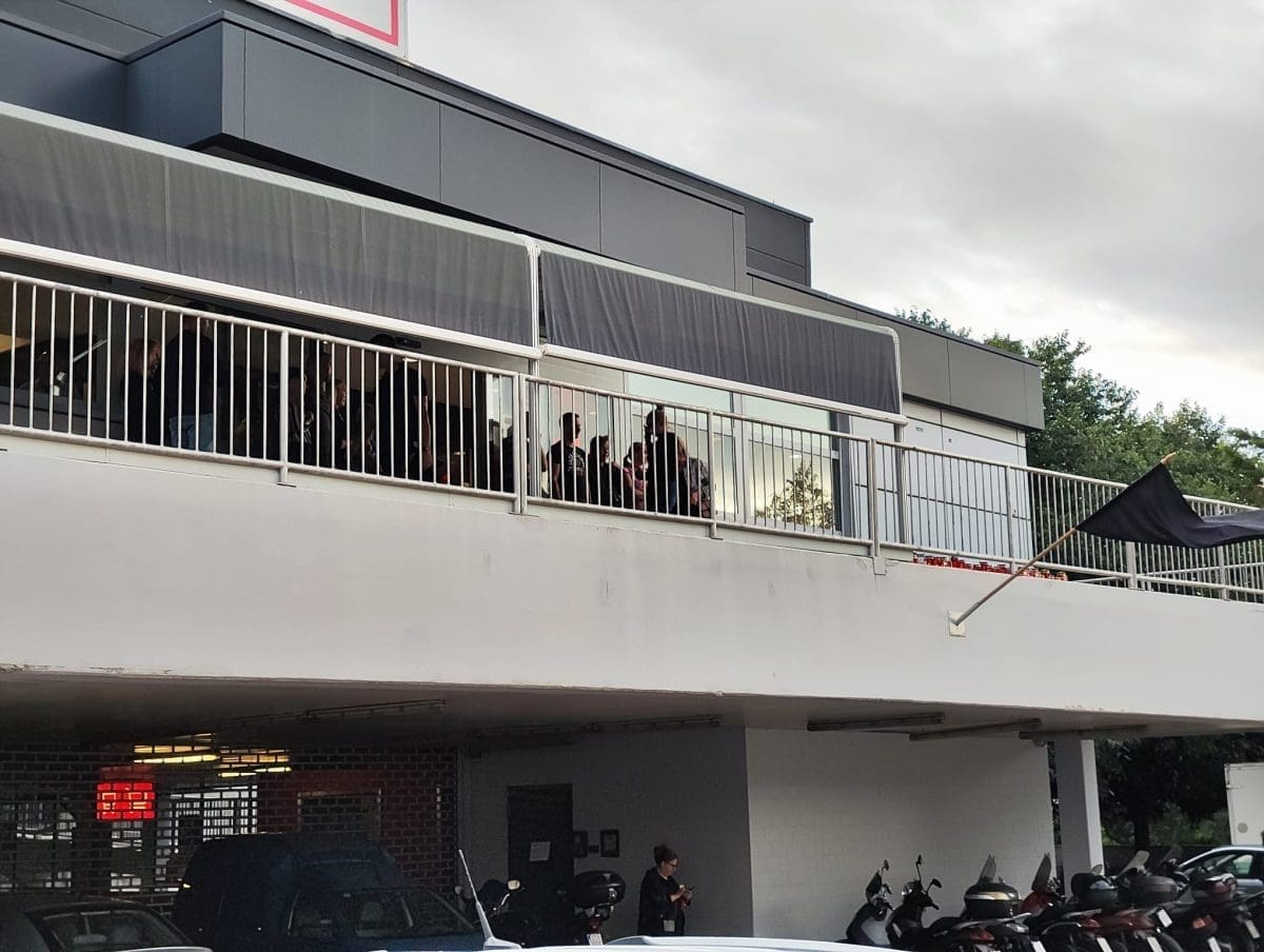 kaufland crna zastava nn naslovnica 6 