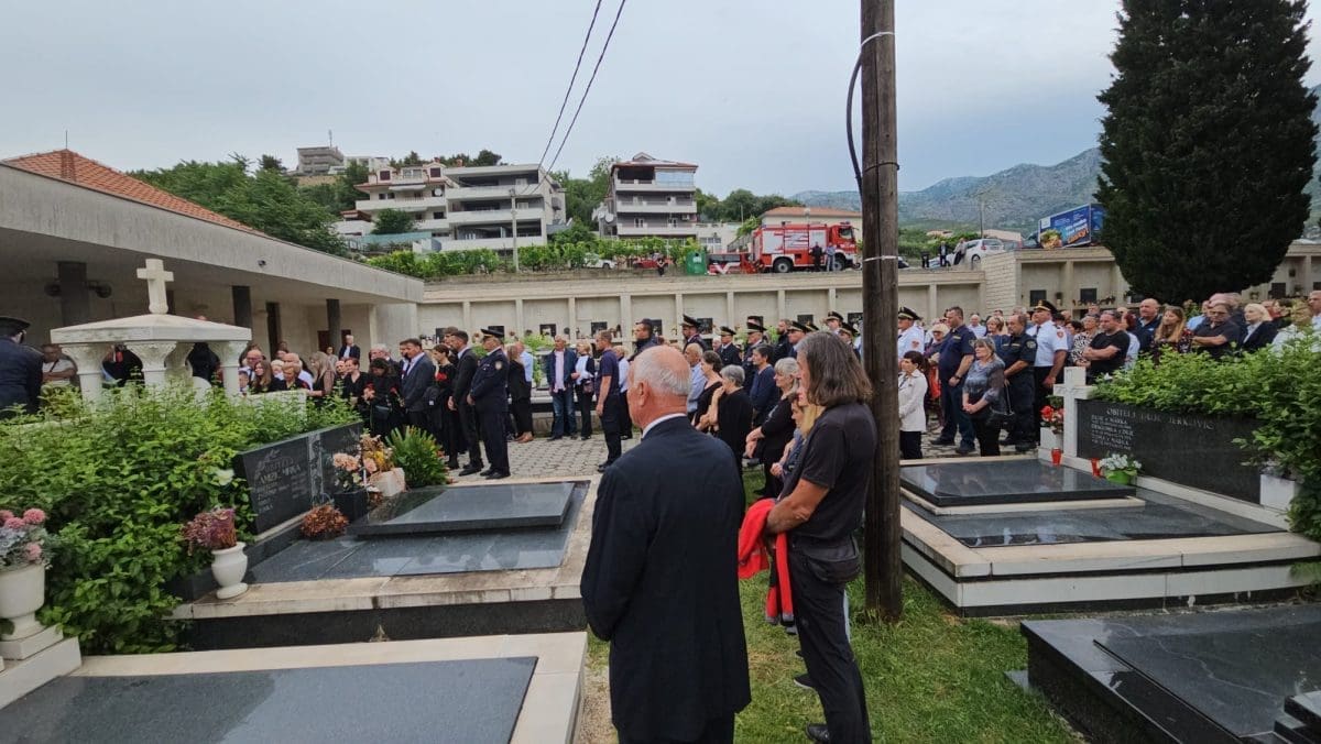 martin marin sprovod 6