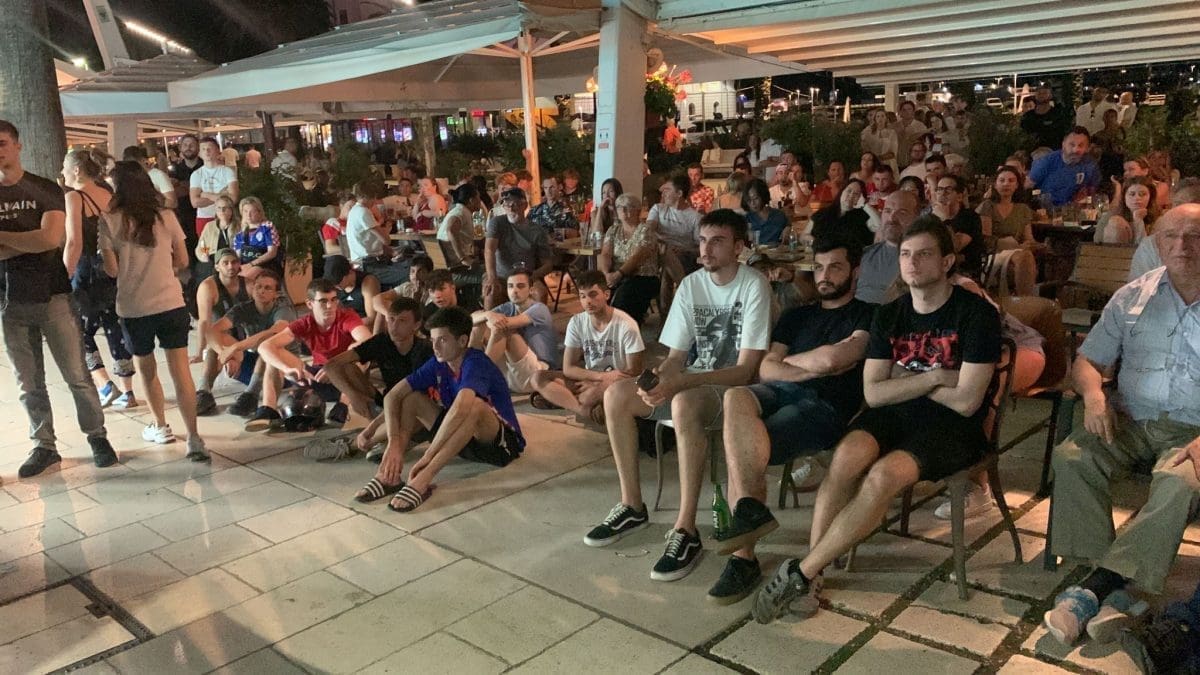 LUDNICA U CIJELOJ HRVATSKOJ Samo Split 'mrtav'. Ovo je atmosfera....