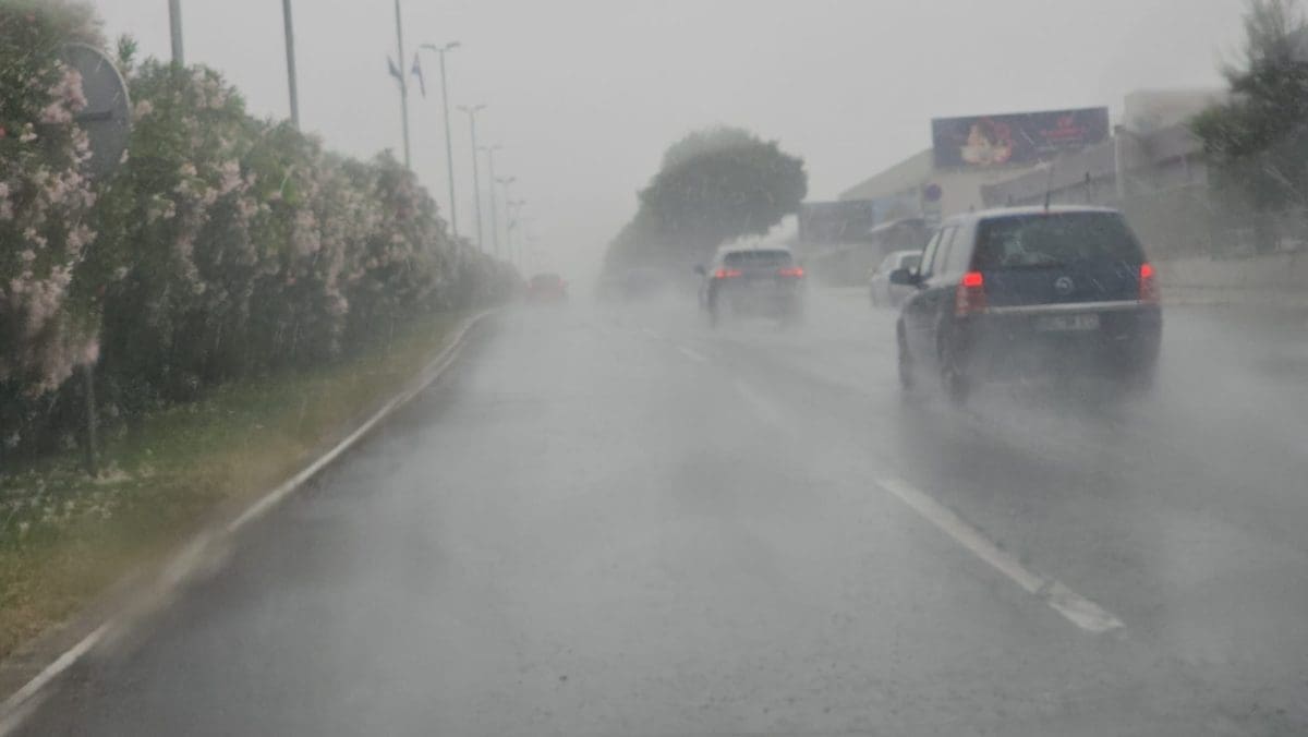 nevrijeme split naslovnica 3 