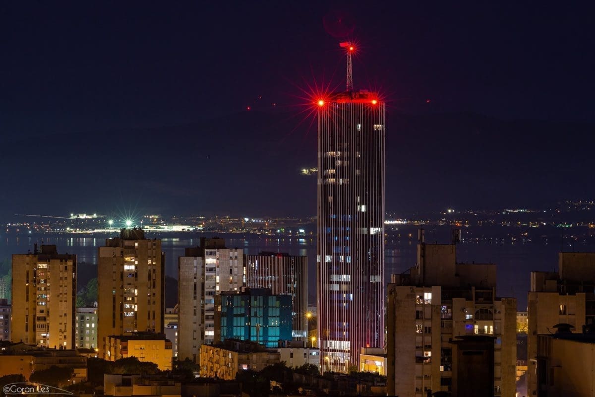LAKŠE SE DIŠE Bura otpuhala noćnu vrućinu, u Splitu se ovo dogodilo prvi put nakon pola mjeseca. Na Dinari osjet hladnoće blizu nula stupnjeva!