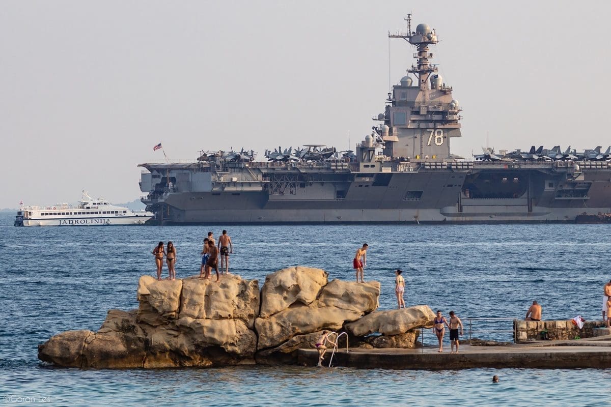 PAD AMARIČKOG VOJNOG ZRAKOPLOVA U SREDOZEMNO MORE Poginulo pet američkih vojnika