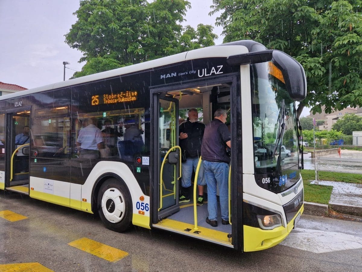 promet split nn naslovnica 11